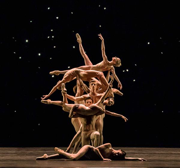 <p>The Royal Ballet. <em>Ballet to Broadway: Wheeldon Works</em></p>